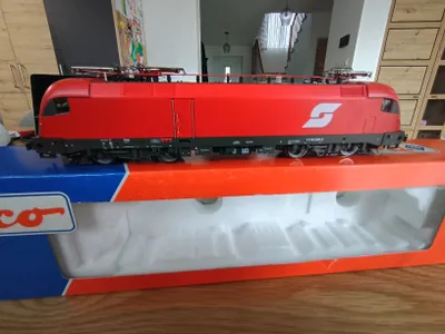 Roco 63681 ÖBB 1116 Taurus Lok H0, € 125,- (3435 Zwentendorf an