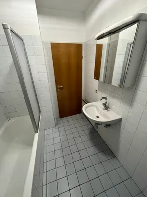 2-Zimmer-Wohnung mieten in Neunkirchen – 63 m², € 670 – Bild 12 von 14