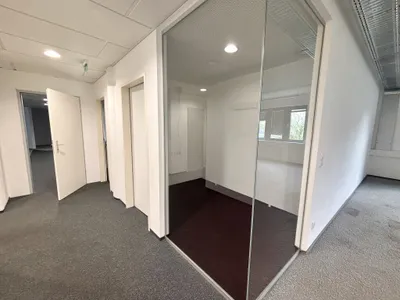 Gewerbeimmobilie mieten in Wien – 2 446 m², € 30.088 – Bild 16 von 29