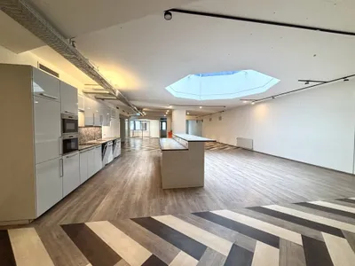 Gewerbeimmobilie mieten in Wien – 2 446 m², € 30.088 – Bild 11 von 29