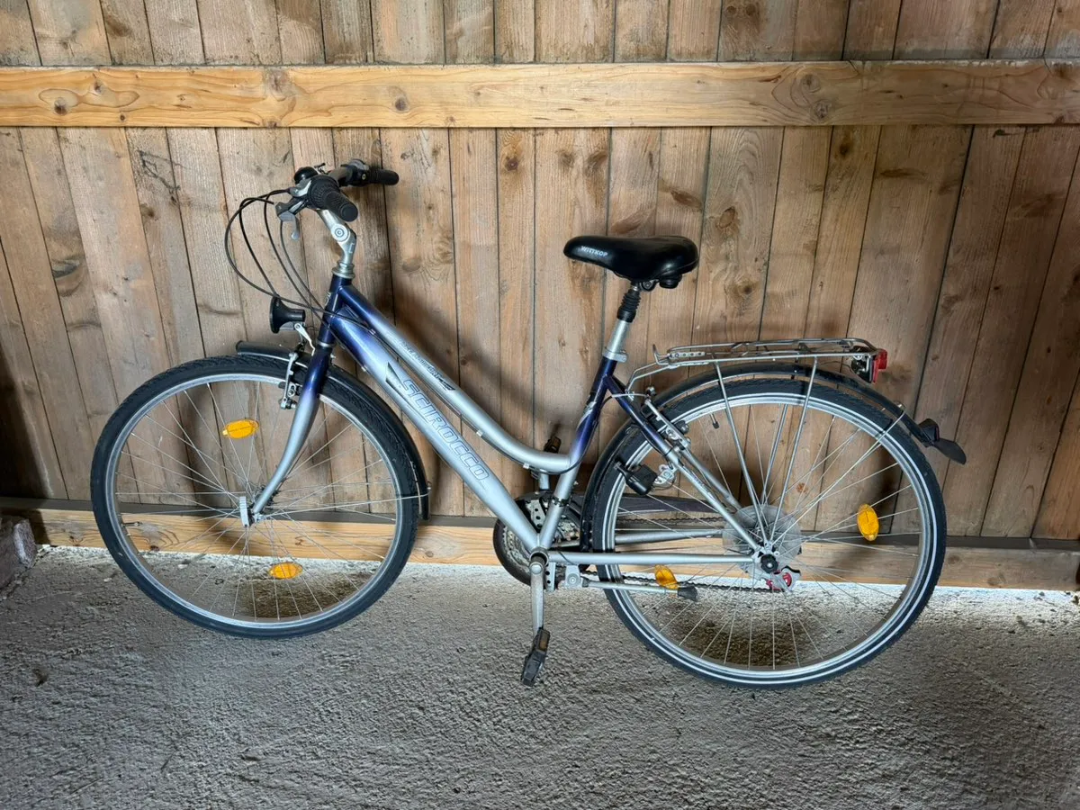 crivit fahrradhelm kinder Extrem leicht kinderhelm Skaterhelm individuelle Größenanpassung optimierte Belüftung (XS/S, Rot) Sport & Freizeit Rahmen:55cm VTT luopeidian Handtaschen Aufbewahrung,Taschenaufbewahrung,Taschen Aufhänger