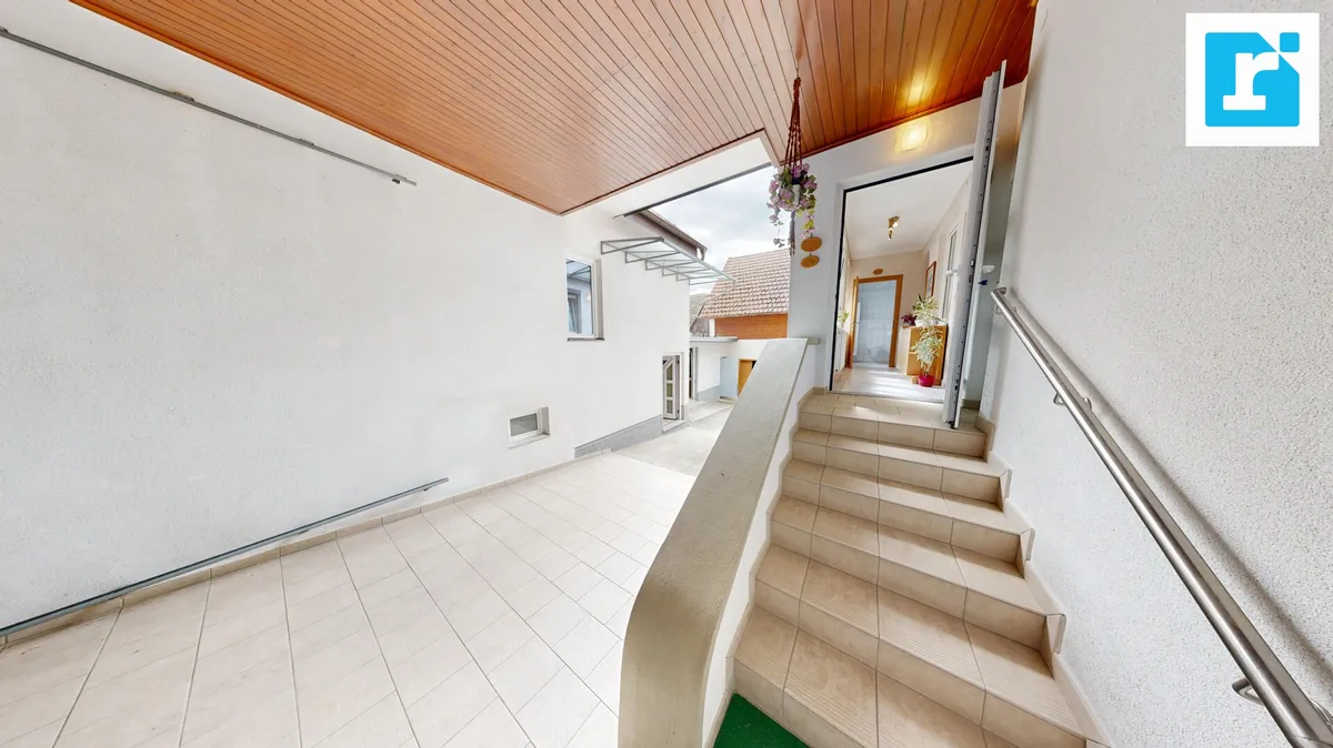 Wohnhaus mit Obstgarten, Wald und vielseitigen Nebengebäuden - Widok 3