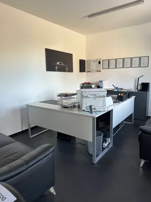 4-Zimmer-Gewerbeimmobilie mieten in Bruck an der Leitha – 158 m², € 3.600 – Bild 27 von 28