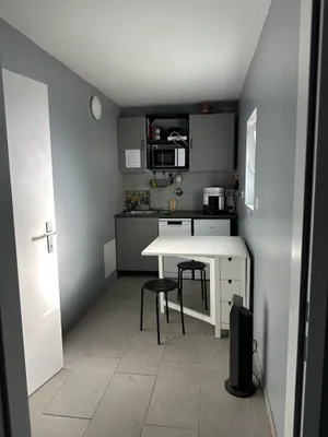 4-Zimmer-Gewerbeimmobilie mieten in Bruck an der Leitha – 158 m², € 3.600 – Bild 18 von 28