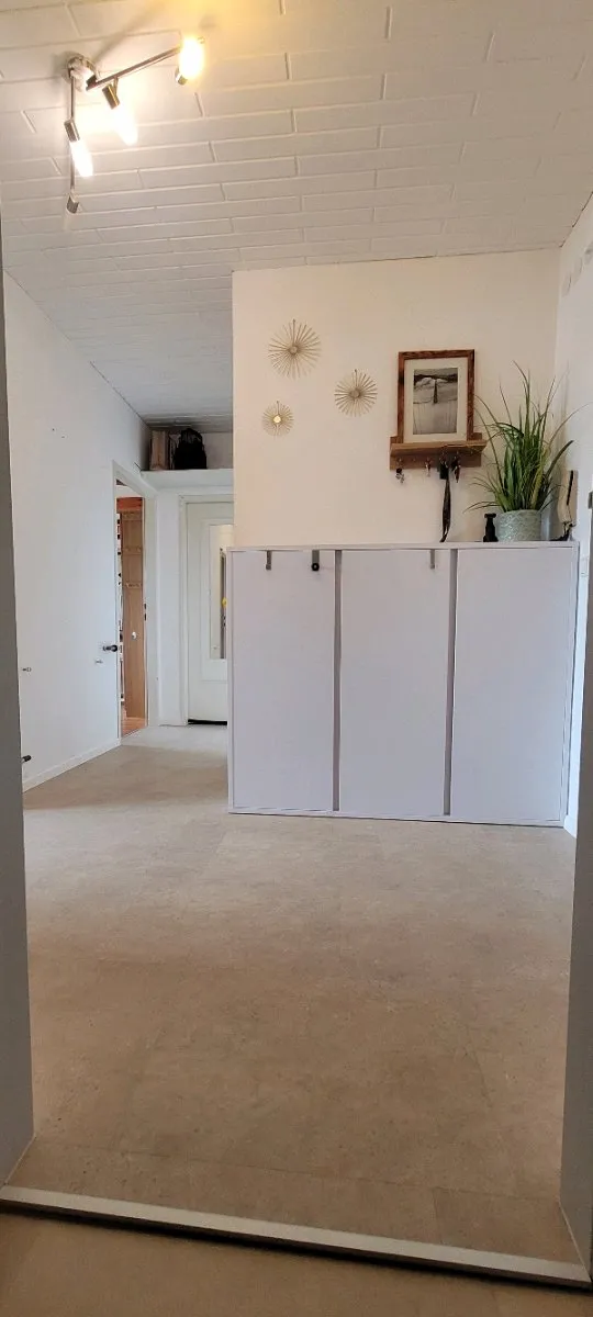 Sonnige 3 Zimmer Wohnung mit Stellplatz und Lift - Ansicht 3