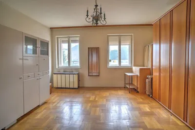 3-Zimmer-Wohnung kaufen in Wiener Neustadt – 88 m², € 190.000 – Bild 4 von 16