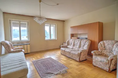 3-Zimmer-Wohnung kaufen in Wiener Neustadt – 88 m², € 190.000 – Bild 2 von 16