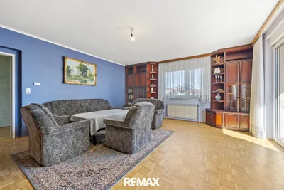 8-Zimmer-Gewerbeimmobilie kaufen in Linz Land – 248 m², € 650.000 – Bild 3 von 42
