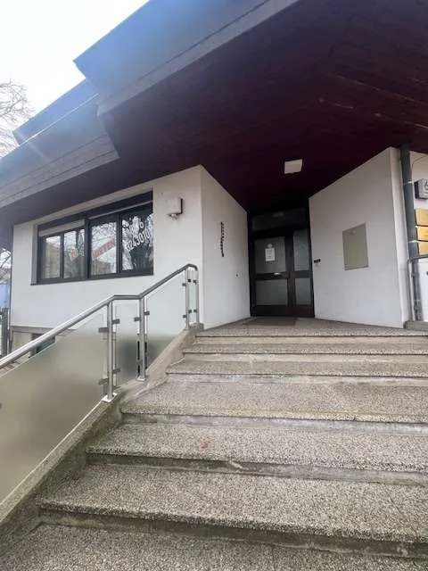 Büro/ Ordinationshaus Graz-West ca. 400qm, 13 Zimmer, Miete 3.100, -€, - Ansicht 2