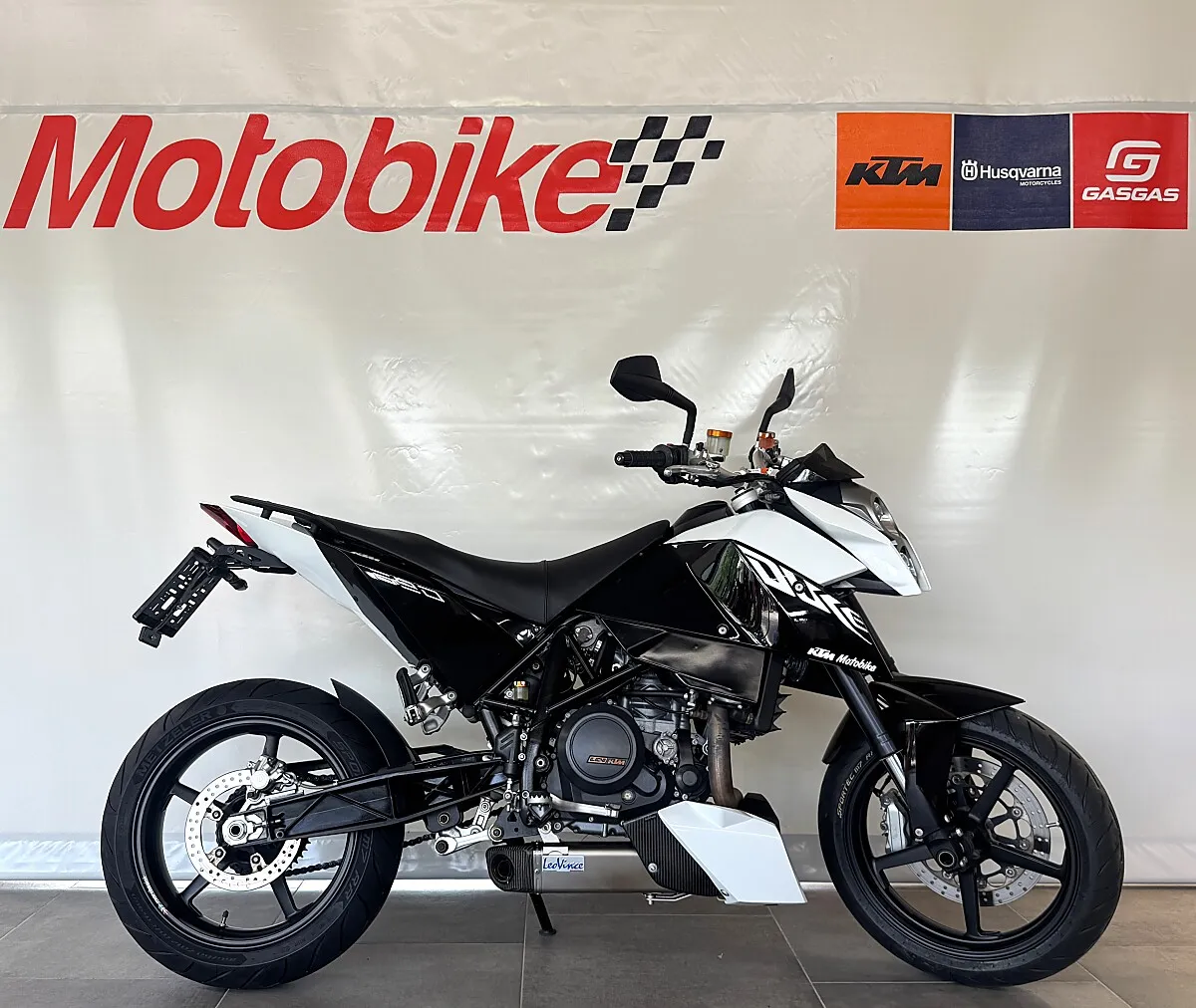 KTM 690