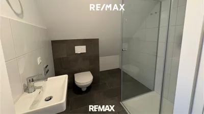 4-Zimmer-Wohnung mieten in Gmunden – 124 m², € 1.755 – Bild 11 von 14