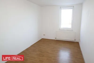 3-Zimmer-Gewerbeimmobilie mieten in Urfahr-Umgebung – 65 m², € 480 – Bild 4 von 8