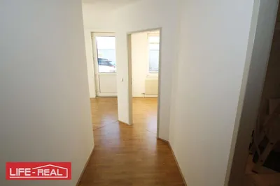 3-Zimmer-Gewerbeimmobilie mieten in Urfahr-Umgebung – 65 m², € 480 – Bild 6 von 8