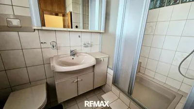 5-Zimmer-Gewerbeimmobilie kaufen in Baden – 160 m², € 399.000 – Bild 11 von 15