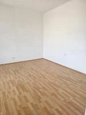3-Zimmer-Wohnung mieten in Neunkirchen – 80 m², € 750 – Bild 10 von 10