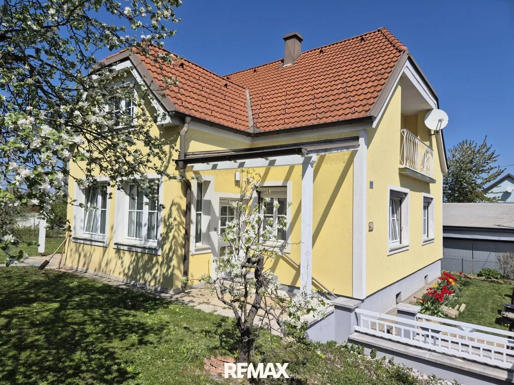 Gemütliches Einfamilienhaus mit drei Nebengebäuden in Waldrandnähe - Widok 2