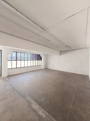 Gewerbeimmobilie mieten in Hallein – 112 m², € 11