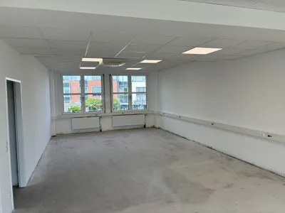 Gewerbeimmobilie mieten in Bruck an der Leitha – 55 m², € 699 – Bild 7 von 11
