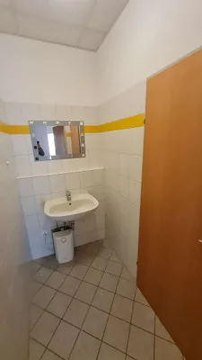 Gewerbeimmobilie mieten in Melk – 350 m², € 10 – Bild 5 von 7