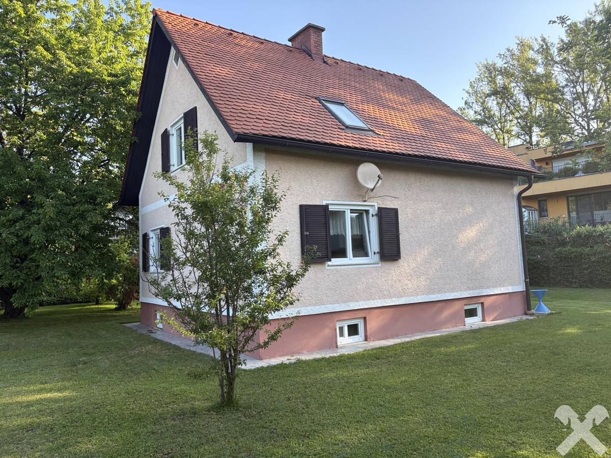 Charmantes Wohnhaus in Graz-Lend mit großem Grund und Altbaumbestand - Ansicht 2