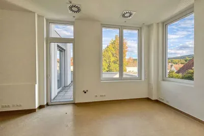 2-Zimmer-Gewerbeimmobilie mieten in Bruck an der Leitha – 171 m², € 1.858 – Bild 3 von 8