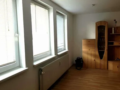 1-Zimmer-Wohnung kaufen in Wien – 39 m², € 180.000 – Bild 2 von 17