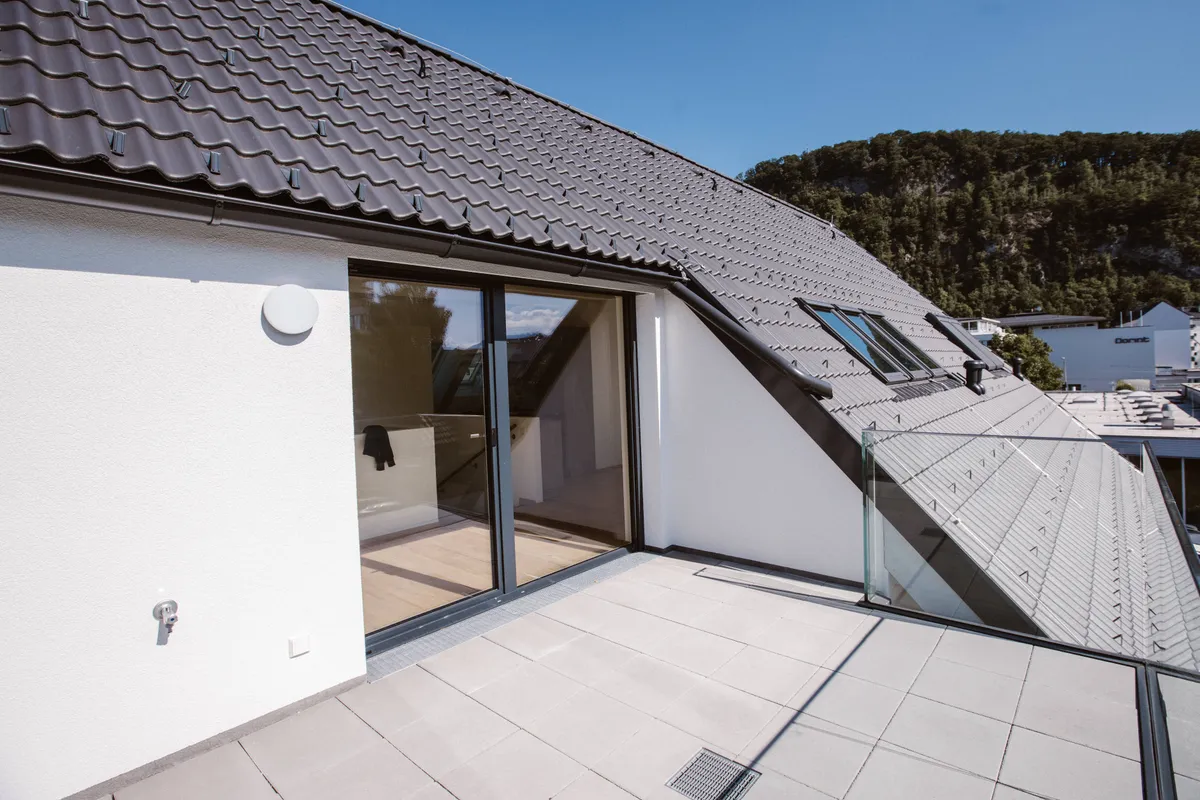 SCHALLMOOS | KOMPLETT MÖBLIERT | 3-Zimmerwohnung, modern, zentral, ruhig - Widok 3