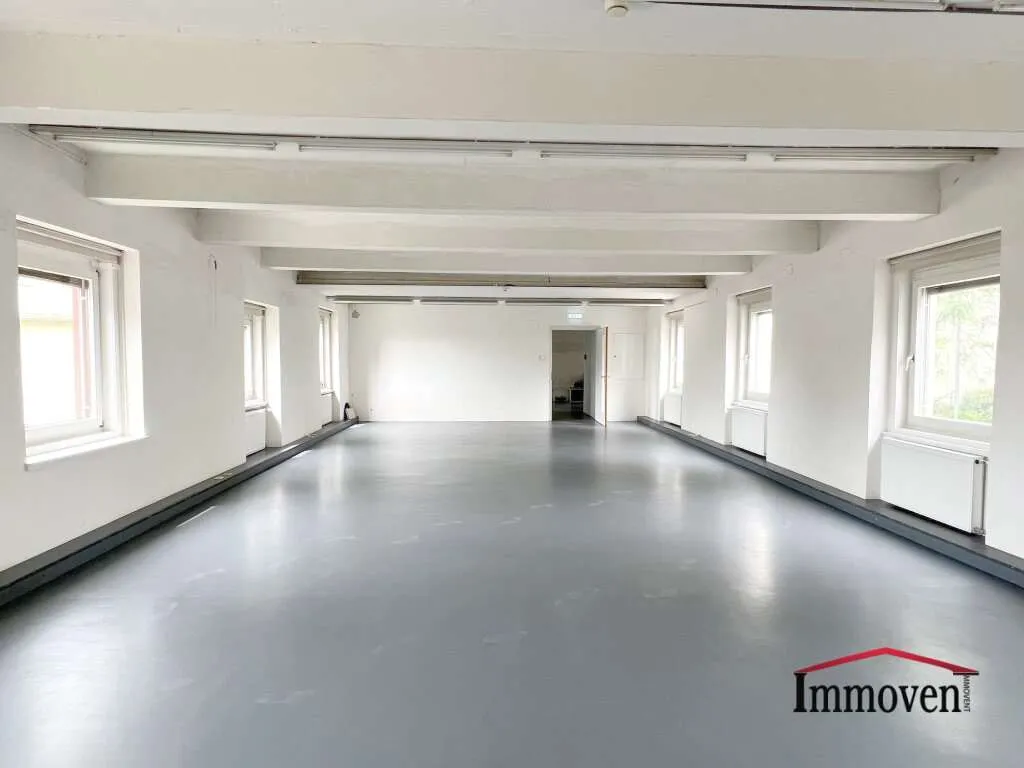 Kompaktes, teil-saniertes Büro auf Campusgelände - Ansicht 2
