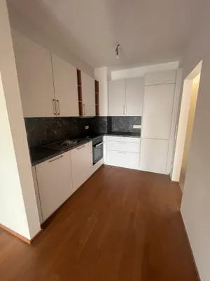 2-Zimmer-Wohnung mieten in Klagenfurt – 54 m², € 990 – Bild 1 von 9