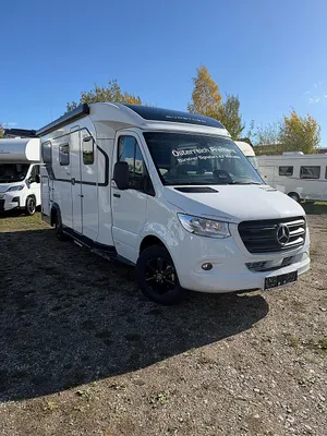 Teilintegriertes Wohnmobil Bürstner Signature SMT 7.0