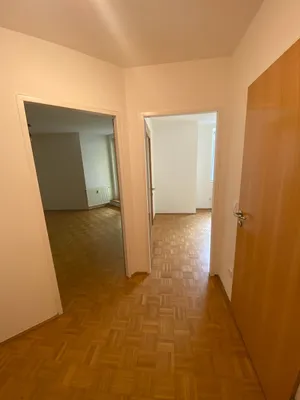 Helle 2-Zimmer-Wohnung mit Balkon in ruhiger Hoflage - nahe Mariahilfer Straße – Bild 3