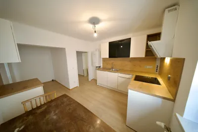 3-Zimmer-Wohnung kaufen in Klagenfurt – 90 m², € 265.000 – Bild 5 von 9
