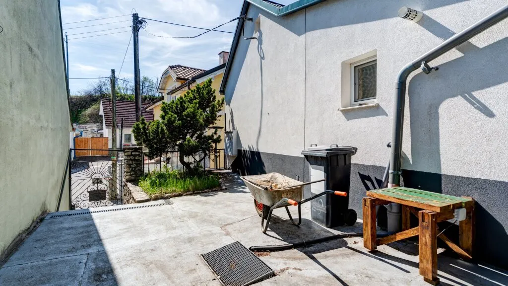 Wohnen im Grünen: Einfamilienhaus mit eigenem Wald & viel Platz – pohled 3