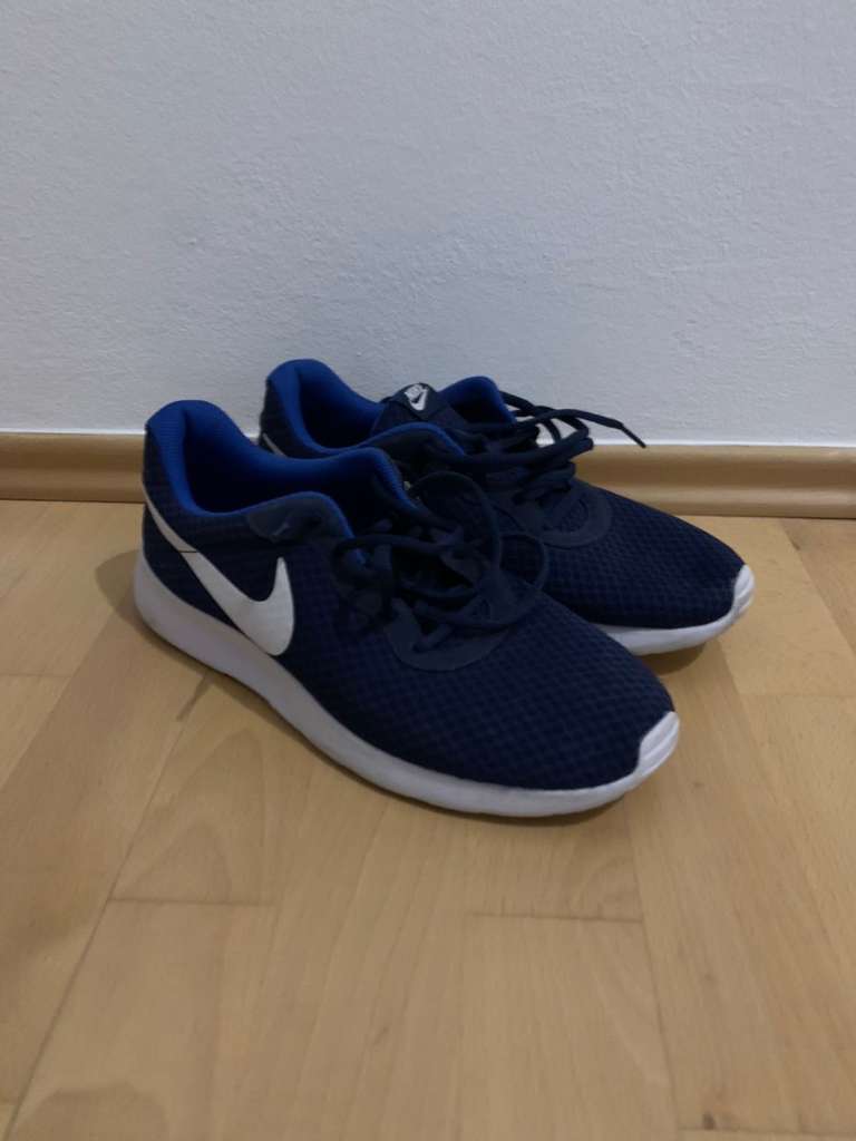 Nike tanjun 42.5 online