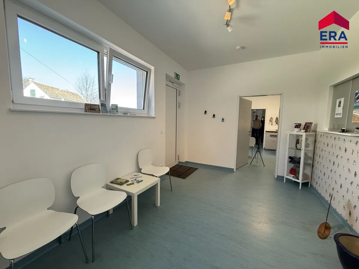 Moderne Praxisfläche mit vielfältigen Nutzungsmöglichkeiten im Zentrum von Bad Pirawarth – pohled 3