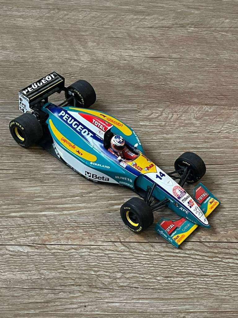 F1 JORDAN PEUGEOT retailer 195 RUBENS BARRICHELLO