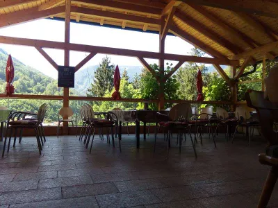Gewerbeimmobilie mieten in Steyr-Land – 240 m², € 700 – Bild 6 von 12