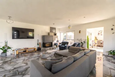 9-Zimmer-Gewerbeimmobilie kaufen in Sankt Pölten Land – 302 m², € 790.000 – Bild 3 von 23