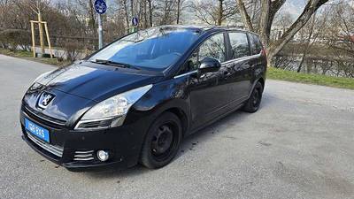 Peugeot 5008 mit Pickerl Automatik 7 Sitzer