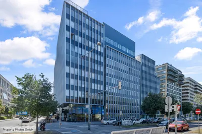 Gewerbeimmobilie mieten in Wien – 1 578 m², € 17 – Bild 1 von 12