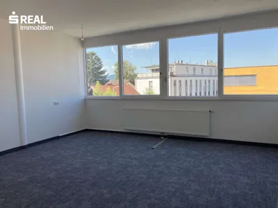 Gewerbeimmobilie mieten in Salzburg Stadt – 245 m², € 3.269 – Bild 8 von 16
