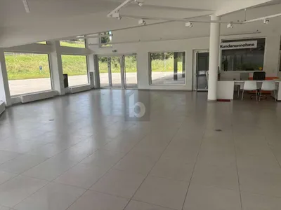 10-Zimmer-Gewerbeimmobilie kaufen in Sankt Veit an der Glan – 1 000 m², € 870.000 – Bild 2 von 6