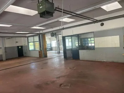10-Zimmer-Gewerbeimmobilie kaufen in Sankt Veit an der Glan – 1 000 m², € 870.000 – Bild 3 von 6