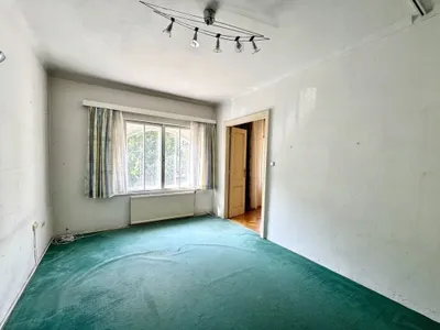 ALTBAU-FLAIR! 3 Zimmer Wohnung am Kriemhildplatz zu vermieten – Bild 3