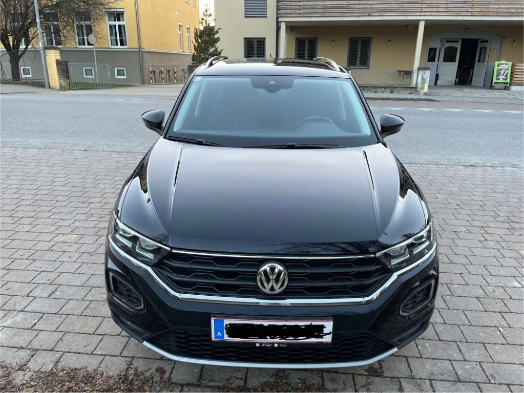 VW T-Roc 1,0 TSI Design SUV / Geländewagen