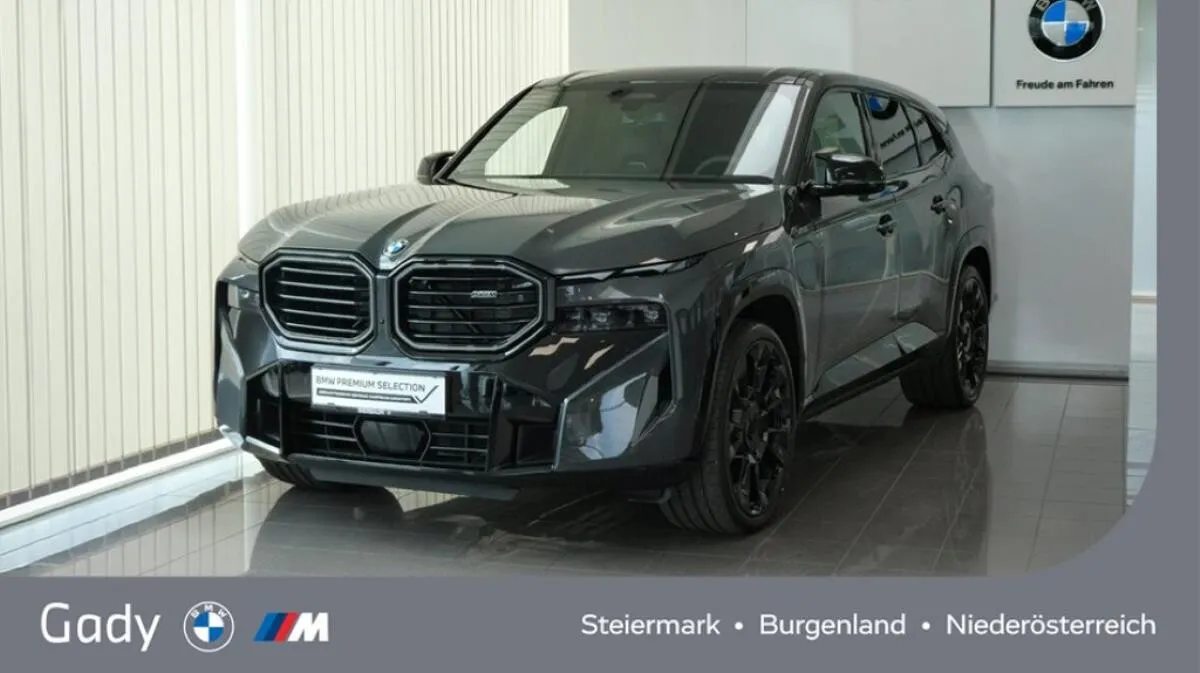 BMW XM