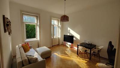79m² Altbauwohnung mit Ankleidezimmer & viel Stauraum | 1030 Wien – Bild 2