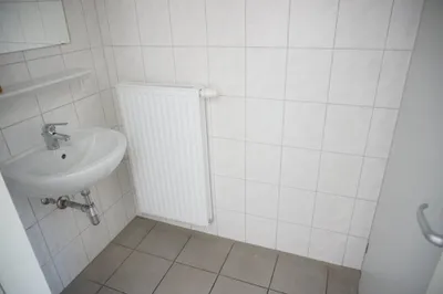 Gewerbeimmobilie mieten in Bruck-Mürzzuschlag – 375 m², € 5.538 – Bild 12 von 15
