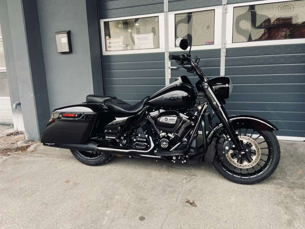 Harley-Davidson Road King Special FLHRXS Tourer