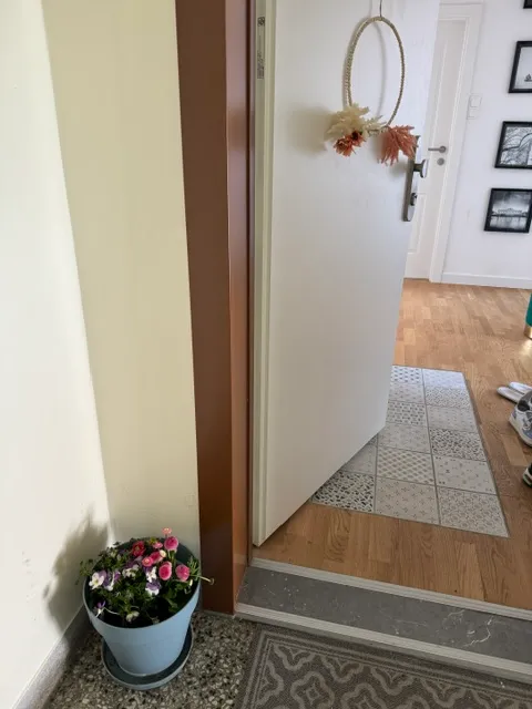 Helle 3-Zimmer-Wohnung mit Balkon & Fernblick | 5 Min. zur S-Bahn - Ansicht 2